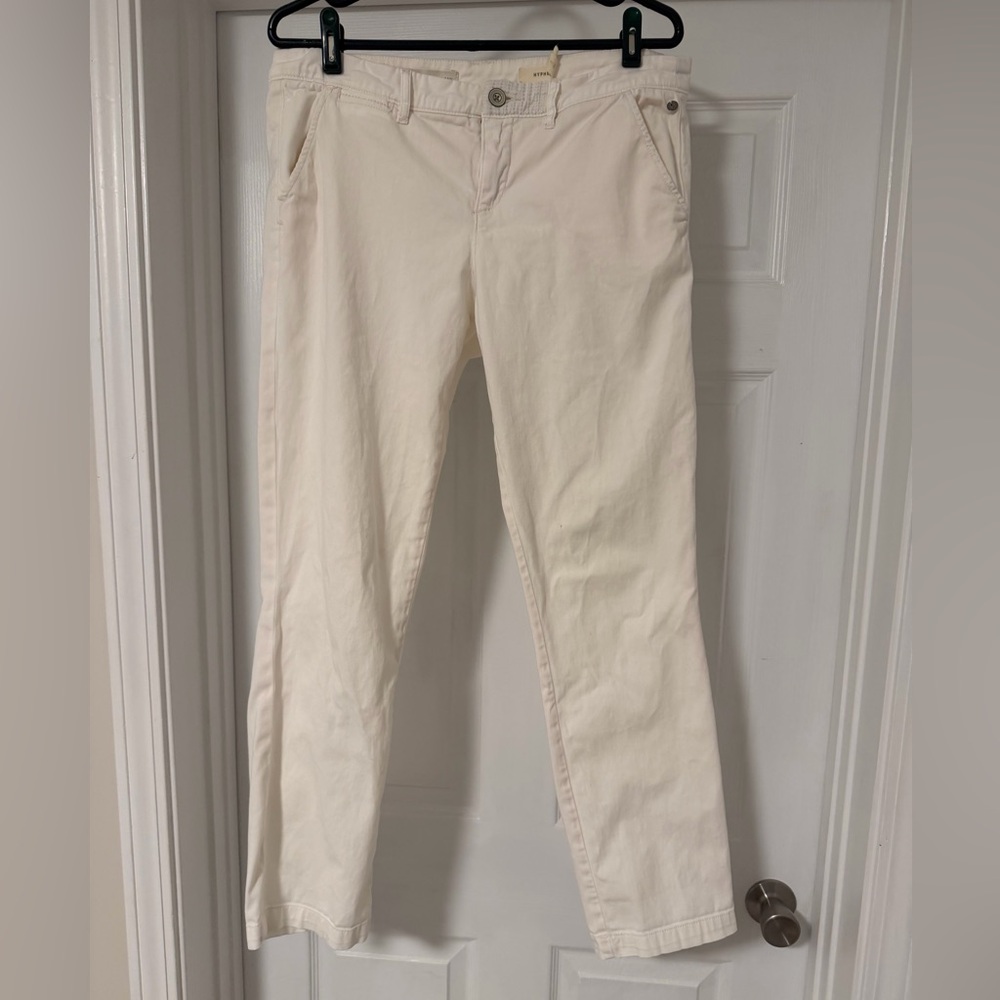 Anthropologie Pilcro tan chinos in hyphen fit, size 29 cream ivory